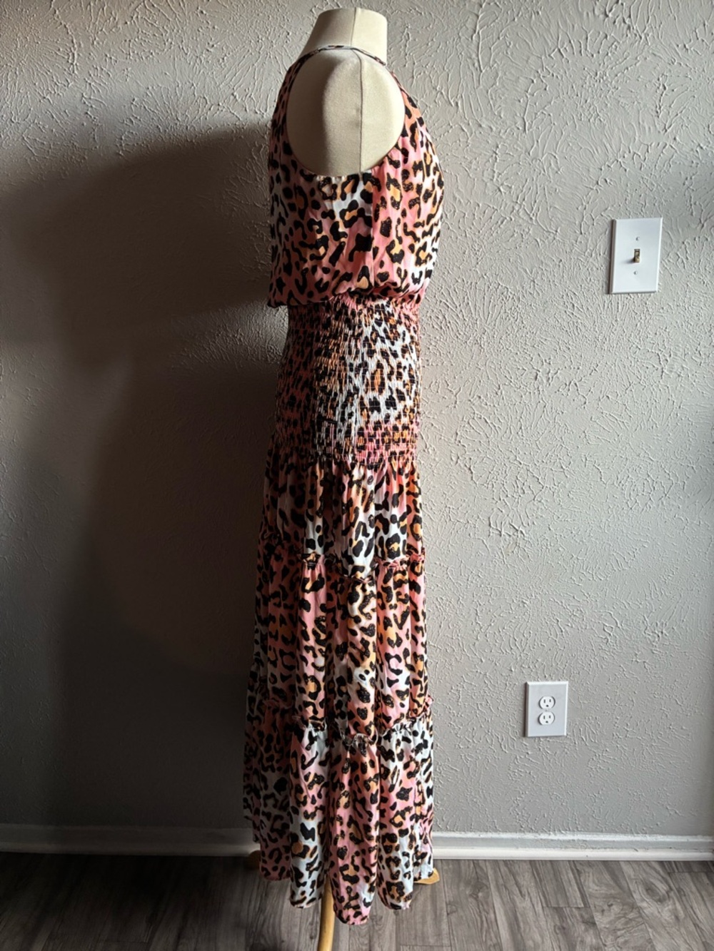 BuddyLove Izzy DREAMSICLE .Leopard Print Maxi Dress Pink Smocked Boho Size M. - Picture 9 of 16
